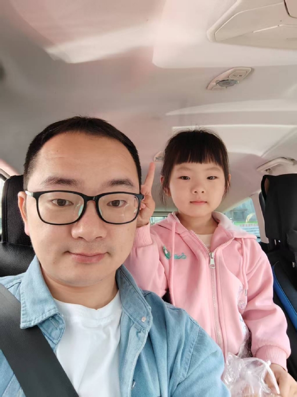 知天晓的第一张照片--连城认干亲服务网